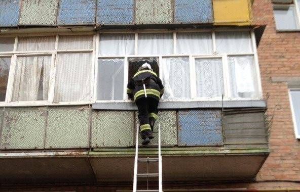 В Заволжье двухлетний мальчик закрыл маму на балконе - ulpravda.ru - Россия - Ульяновск - Ульяновская