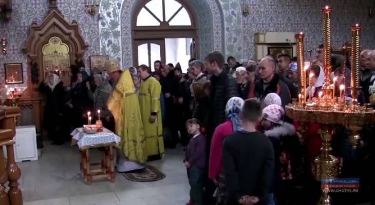 В храме Новоюжного района Чебоксар женщина обворовывала прихожан - pg21.ru - респ. Чувашия - Чебоксары