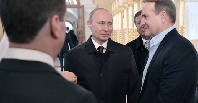 Владимир Зеленский - Виктор Медведчук - Владимир Владимирович Путин - Медведчук рассказал, как Путин стал крестным отцом его дочери - udf.by - Россия - Украина - Киев - обл. Донецкая - Луганская обл. - Минск