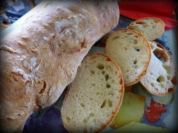 В Таджикистане 13 заключенных умерли от отравления хлебом - polit.ru - Душанбе - Таджикистан