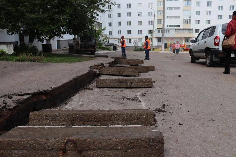 Радий Хабиров - Борис Беляев - На программу «Башкирские дворики» в этом году потратят 1,78 млрд рублей // ЭКОНОМИКА|ДЕНЬГИ | новости башинформ.рф - bashinform.ru - Башкирия - Уфа