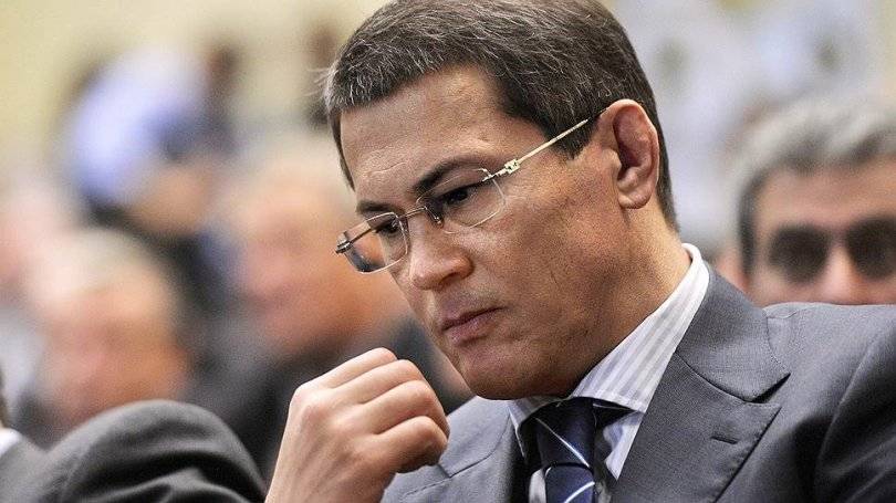 Радий Хабиров - «Нужны грузчики, монтажники, пусть туда идут работать» - Радий Хабиров поручил уволить причастных к фальсификации ЕГЭ - gorobzor.ru - Башкирия