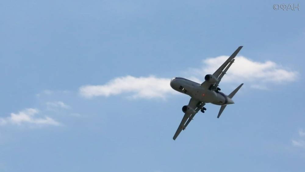 Александр Новак - Денис Мантуров - ssj100 - Мантуров заявил о сохранении у заказчиков интереса к SSJ100 - riafan.ru - Москва - Россия - Московская обл. - Иран - Мурманск