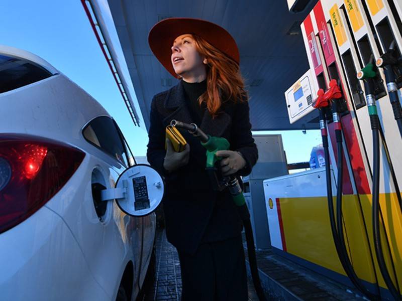 Евгений Аркуша - Названы цены на бензин после налогового манёвра - news.ru - Россия