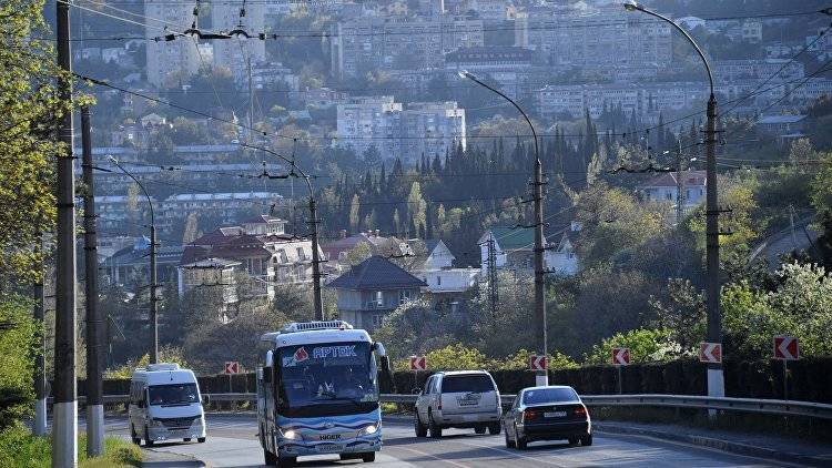 Владислав Антонов - Перевозчики в Крыму на междугородних маршрутах работают без конкурса - crimea.ria.ru - Крым - Симферополь