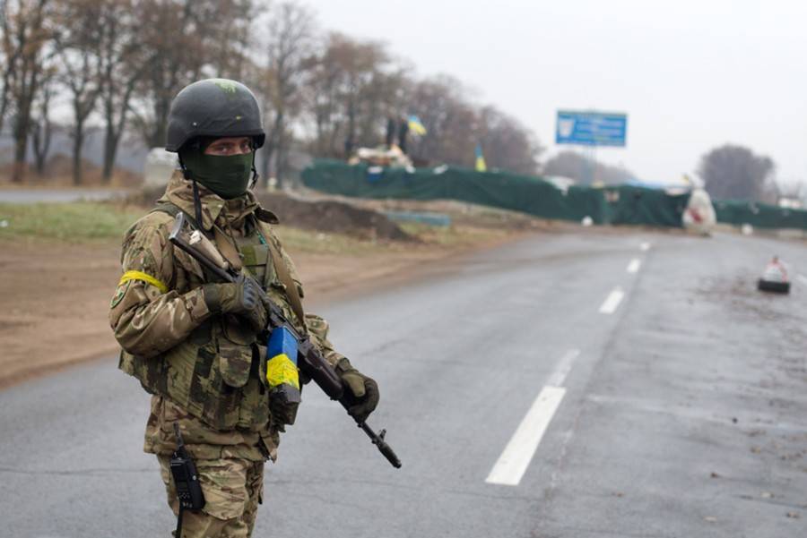 Иван Филипоненко - Военнослужащий ВСУ расстрелял боевиков "Азова" в Донбассе - m24.ru - Россия - Украина - ЛНР