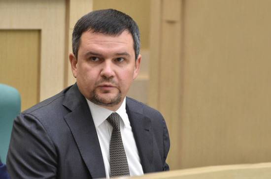 Максим Акимов - Акимов отметил ключевую роль Госдумы в диалоге по развитию цифровой экономики - pnp.ru - Россия - Крым