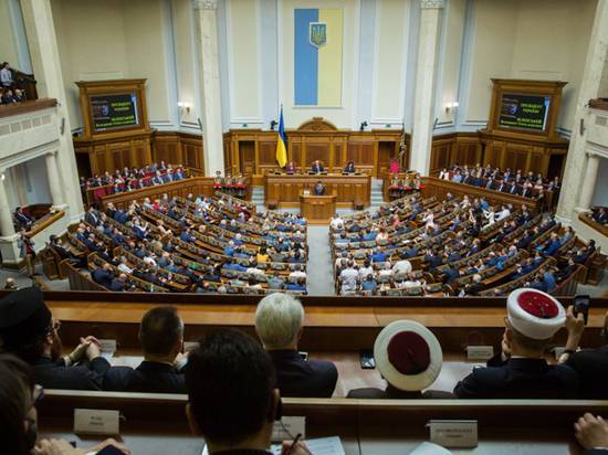 Петр Порошенко - Михаил Саакашвили - Кирилл Молчанов - Ростислав Ищенко - За попытками сорвать выборы в Верхованую раду разглядели тень Саакашвили - vestirossii.com - Украина - Киев