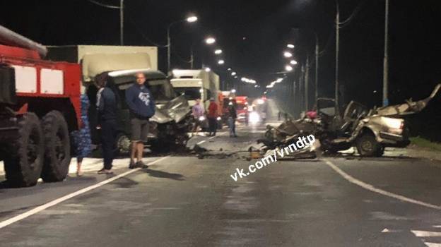 Под Воронежем при лобовом столкновении 2 авто погиб 25-летний парень – Новости Воронежа и Воронежской области – Вести Воронеж - vestivrn.ru - Воронеж - Саратов - Курск