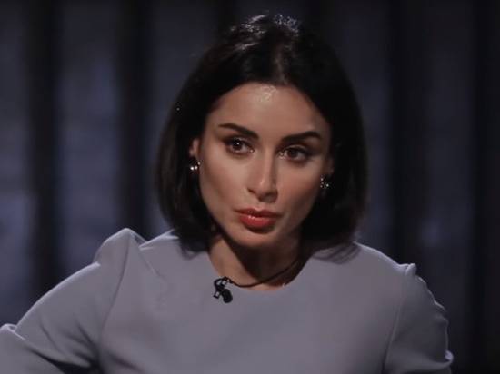 Михаил Саакашвили - Тина Канделаки - Георгий Габуния - Тина Канделаки резко высказалась об обругавшем Путина грузинском телеканале - vestirossii.com - Россия - Грузия