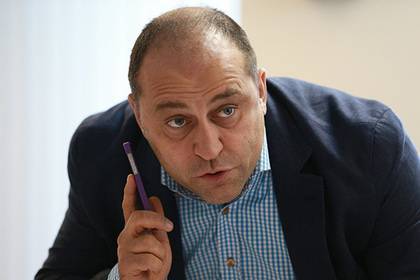 Дмитрий Свищев - В Госдуме дали совет угрожавшему российскому футбольному клубу украинцу - newtvnews.ru - Украина - Венгрия
