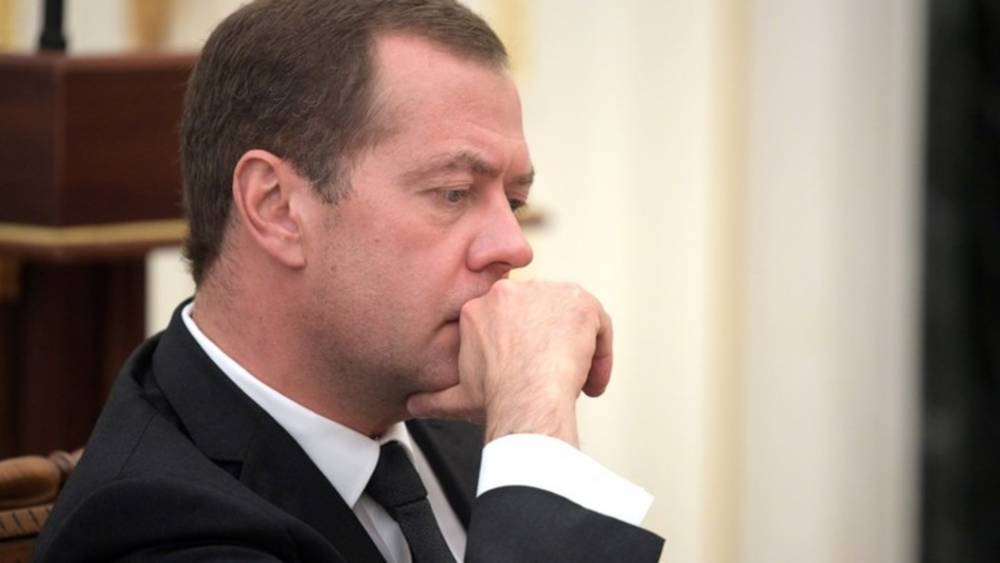 Дмитрий Медведев - Виталий Мутко - Татьяна Голикова - Максим Акимов - Ольга Голодец - Антон Силуанов - Алексей Гордеев - Дмитрий Козак - Юрий Трутнев - Константин Чуйченко - Юрий Борисов - "Нас стало меньше": Вице-премьеры проигнорировали заседание у Медведева - tsargrad.tv - Россия