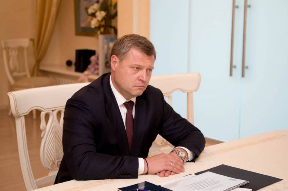 Игорь Бабушкин - Максим Топилин - Врио губернатора Игорь Бабушкин встретился с министром труда и соцзащиты РФ Максимом Топилиным - astravolga.ru - Россия - Астрахань - Астраханская обл.
