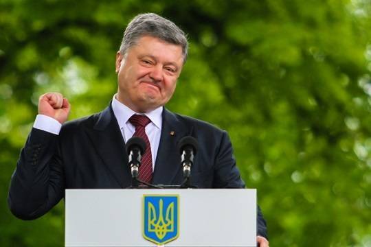 Петр Порошенко - Александр Онищенко - Толпа освистала и прогнала Порошенко с собственного митинга - versia.ru - Украина - Киев