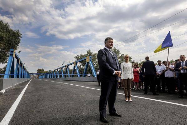Петр Порошенко - «Гастроли» Порошенко по стопам Януковича - argumentua.com - Украина