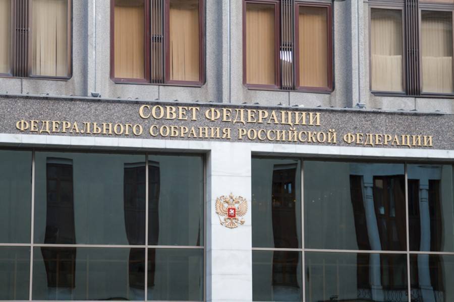 Владимир Зеленский - Владимир Путин - Сергей Цеков - В Совфеде прокомментировали отмену телемоста Украины с Россией - m24.ru - Москва - Россия - Украина - Киев