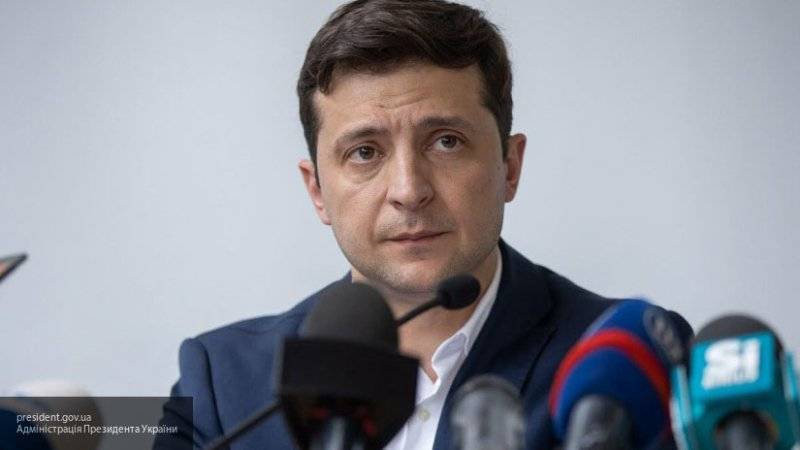 Владимир Зеленский - Олег Морозов - Олесь Каштанов - Зеленский желает решить конфликт в Донбассе миром, так как у него нет другого выхода - nation-news.ru - Украина - Киев - Лондон - ДНР - Минск - ЛНР