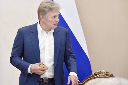 Дональд Трамп - Владимир Зеленский - Владимир Путин - Дмитрий Песков - Ангела Меркель - Тереза Мэй - Эммануэля Макрон - Кремль прокомментировал предложение Зеленского Путину - lenta.ru - Россия - США - Украина - Киев - Англия - Германия - Франция