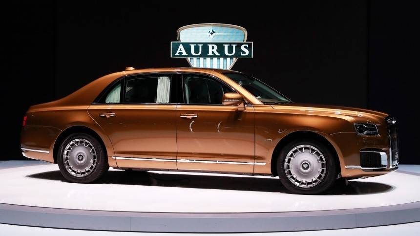 Денис Мантуров - Видео: Какая предварительная стоимость Aurus Senat Sedan - 5-tv.ru - Москва - Россия