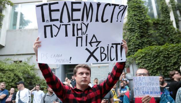 Владимир Познер - Глеб Павловский - Кирилл Мартынов - На телемосту в никуда говорить не с кем - ukrinform.ru - Россия - Украина