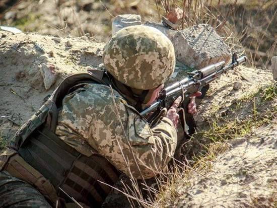 Иван Филипоненко - В Донбассе украинский военный расстрелял свою подчиненную - dayonline.ru - Украина - ЛНР