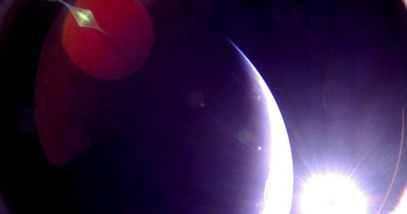 Космический парусник LightSail 2 прислал первые фотографии - popmech.ru