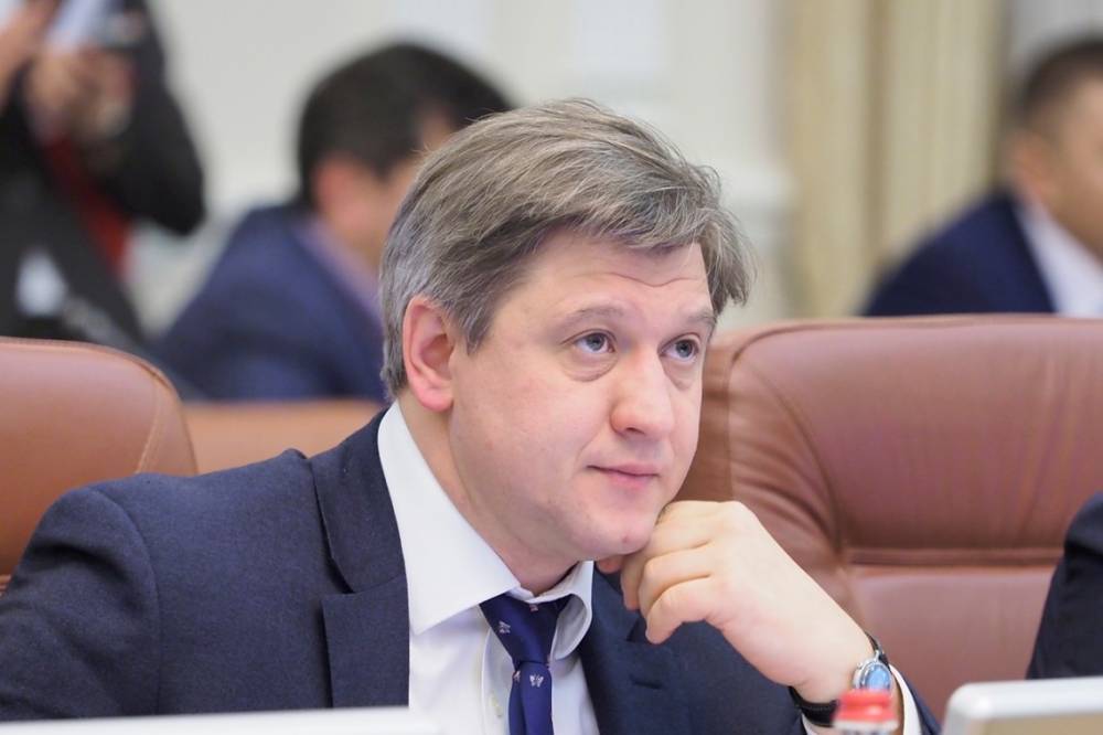 Владимир Зеленский - Александр Данилюк - Данилюк получил 36 тысяч гривен премии в июне - ru.slovoidilo.ua - Украина