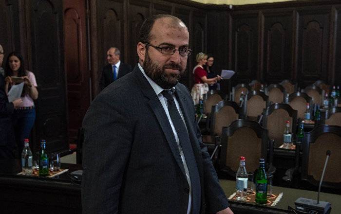 Коров отвезли на берег Севана, чтобы получить компенсацию - версия министра - ru.armeniasputnik.am - Армения - Гегаркуникской обл.