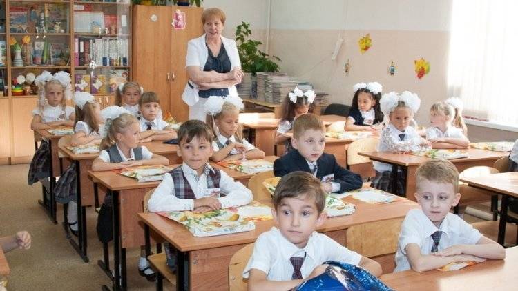 Ольга Васильева - Минпросвещения планирует отслеживать уровень зарплаты учителей - polit.info