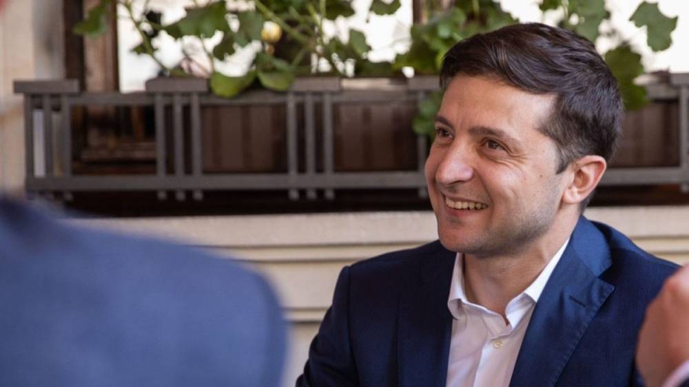 Владимир Зеленский - Юрий Луценко - Андрей Малахов - Александр Охрименко - Тарас Козак - Василий Голованов - Эксперт рассказал о возможных шагах Зеленского после обращения Малахова - riafan.ru - Москва - Россия - Украина - Киев