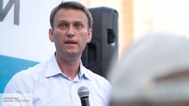 Алексей Навальный - Константин Янкаускас - Адольф Гитлер - Михаил Ходорковский - Олег Степанов - Навальный - В команде Навального нашелся сторонник идей Гитлера - politros.com - Россия - Виргинские Острова - Британские Виргинские Острова