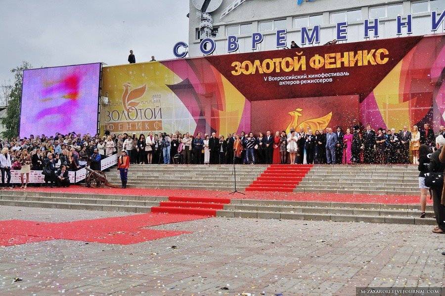 Андрей Борисов - Алексей Островский - Грант поможет «Золотому Фениксу» прилететь в Смоленск - readovka.ru - Смоленск