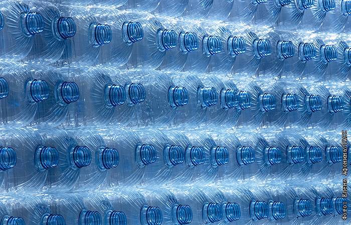 Валентина Матвиенко - До 80% минеральной воды в магазинах оказалось контрафактом - interfax.ru - Москва - Россия