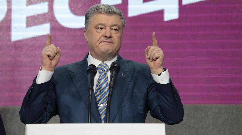 Петр Порошенко - Предвыборные лозунги Порошенко рассмешили украинцев - utro.ru - Украина - Московская обл.