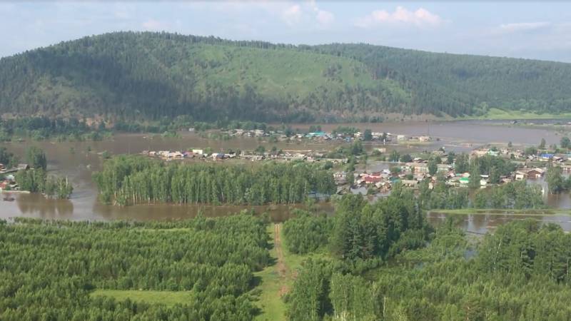 Уровень воды в реке Ия в Тулуне прекратил подниматься - polit.info - Иркутск