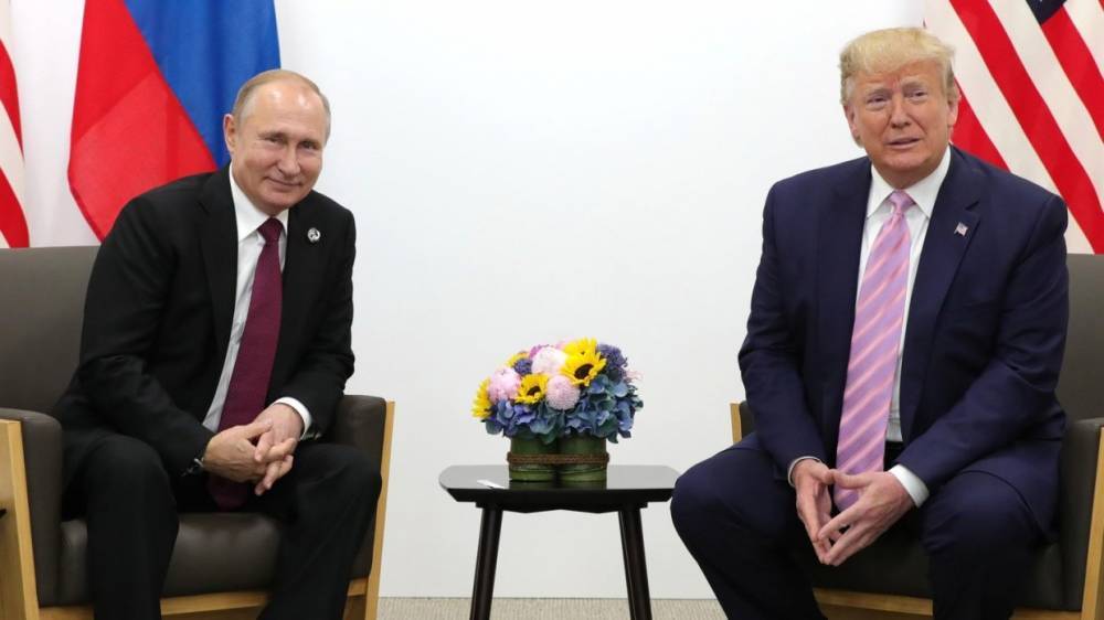 Дональд Трамп - Владимир Путин - Юрий Ушаков - Путин и Трамп провели телефонный разговор - riafan.ru - Москва - Россия - США - Хельсинки