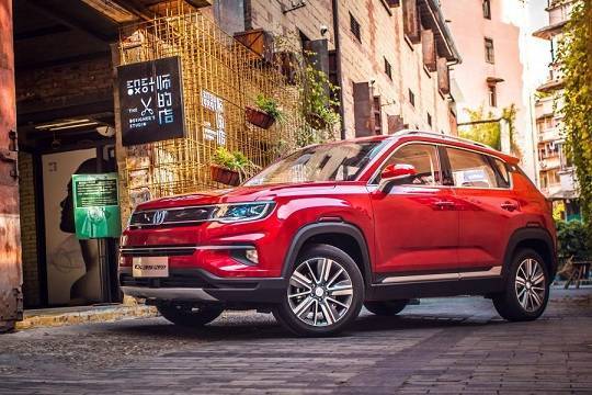 Changan огласил стоимость нового кроссовера CS35Plus - versia.ru - Россия - Китай