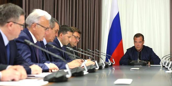Дмитрий Медведев - Медведев поручил выделить дополнительные средства на тушение пожаров в Сибири - ruposters.ru - Россия - Красноярск - Того