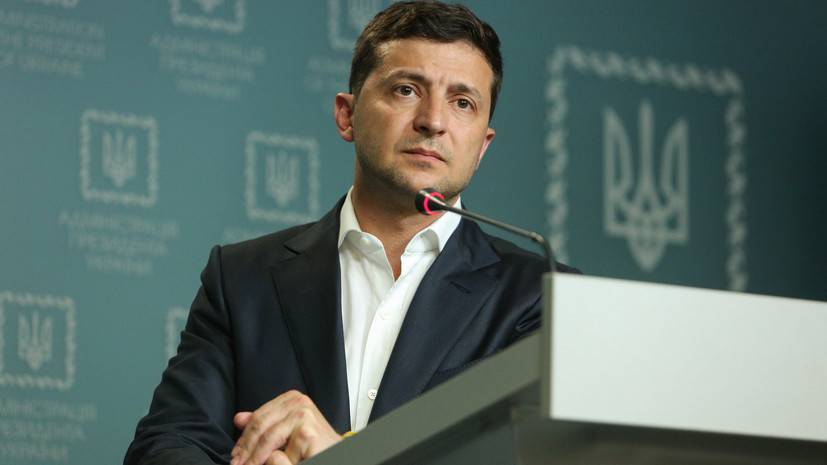 Владимир Зеленский - Зеленский отказался принять в подарок свой гипсовый бюст — РТ на русском - russian.rt.com - Украина - Черкассы