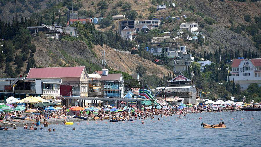 Вадим Волченко - В Крыму сообщили о значительном росте потока туристов с Украины - iz.ru - Украина - Крым - Англия - Белоруссия - Германия - Франция