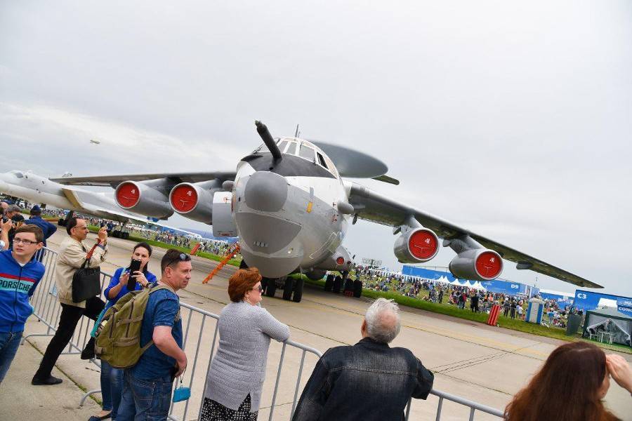 На МАКС-2019 покажут новейшие модификации самолетов Ил-76 и Ил-78 - m24.ru - Россия - Санкт-Петербург