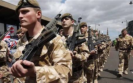 Чак Шумер - Британских военных предостерегли от использования FaceApp - newtvnews.ru - Россия - США - Англия - Германия