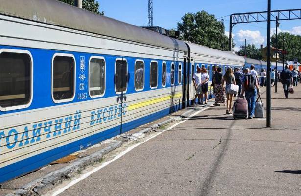 Алексей Гончарук - Ринат Ахметов - Политолог оценил «план распродажи» Украины - newtvnews.ru - Украина - Киев