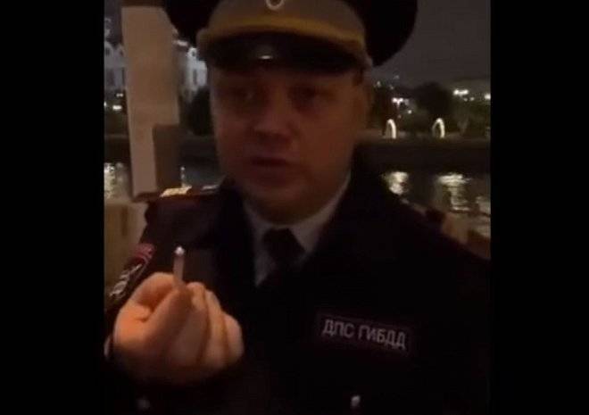 Актера московского театра арестовали за видео, в котором он изображает пьяного гаишника - ya62.ru - Москва - Россия