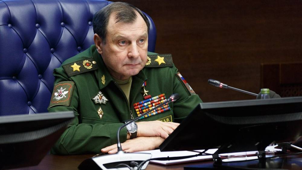 Дмитрий Булгаков - Замминистра обороны РФ прибыл в Красноярск из-за лесных пожаров - riafan.ru - Россия - Красноярский край - Иркутская обл. - Красноярск - респ. Саха - респ.Бурятия