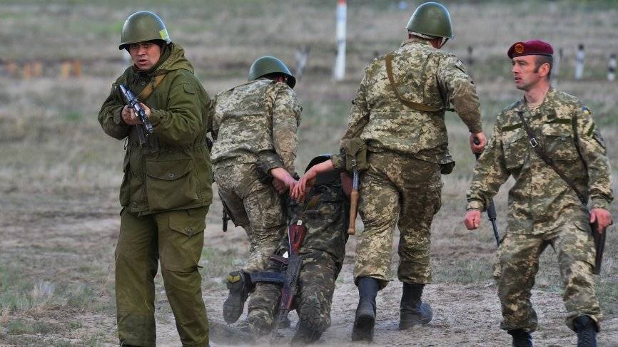 Украинские силовики 38 раз нарушили перемирие в Донбассе - riafan.ru - Украина - Киев - обл. Донецкая - ДНР - Донецк - Мариуполь