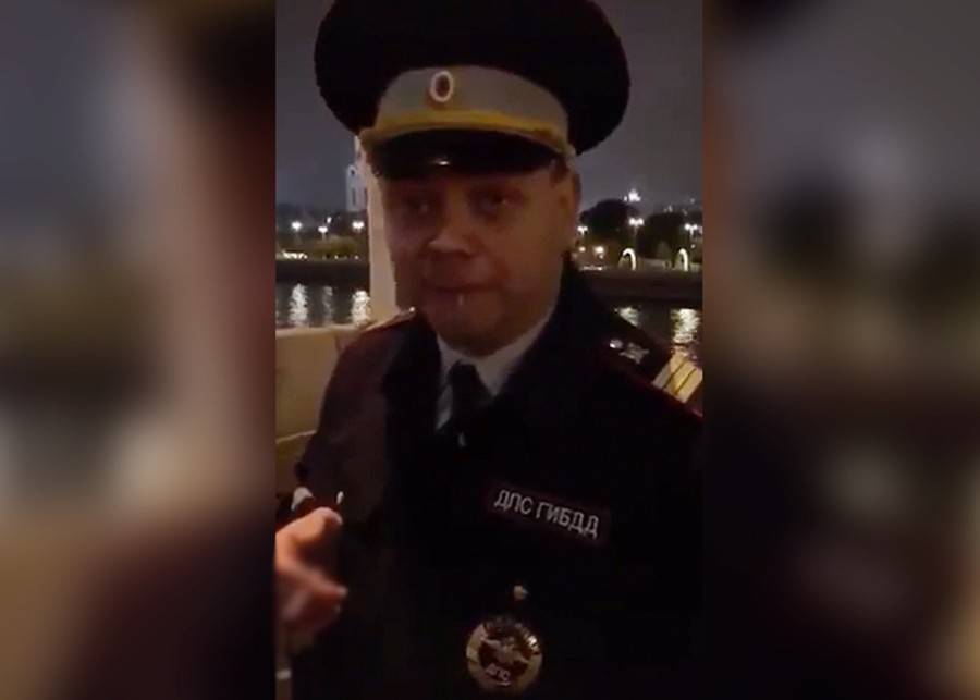 Антон Чехов - Иван Охлобыстин - Актеру "Современника" дали восемь суток ареста за съемки в форме ГИБДД - m24.ru - Москва - Россия