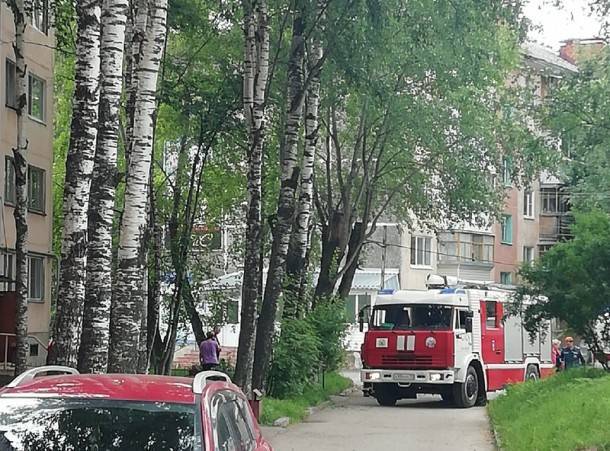 Сыктывкарку госпитализировали с ожогами из-за хлопка газа в жилом доме - bnkomi.ru - Россия - Сыктывкар