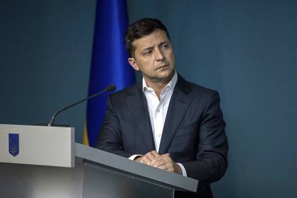 Владимир Зеленский - Петр Порошенко - Зеленского предупредили об угрозе жизни - lenta.ru - Украина - Киев