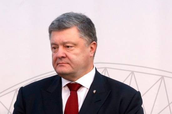 Петр Порошенко - Андрей Портнов - Виктор Янукович - Валерия Гонтарева - Против Порошенко завели уголовное дело о хищениях в армии - pnp.ru - Украина - Лондон - Турция